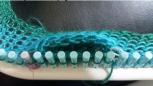 Loom Knit Mermaid Tail Blanket scale photo 2
