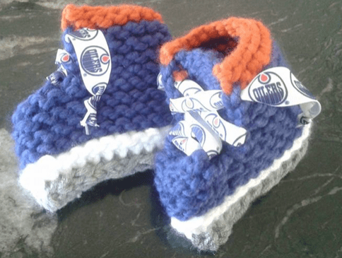 Loom Knit Ice Skate Baby Booties by Mandy Gignac