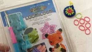 Rainbow loom LoomiLoom