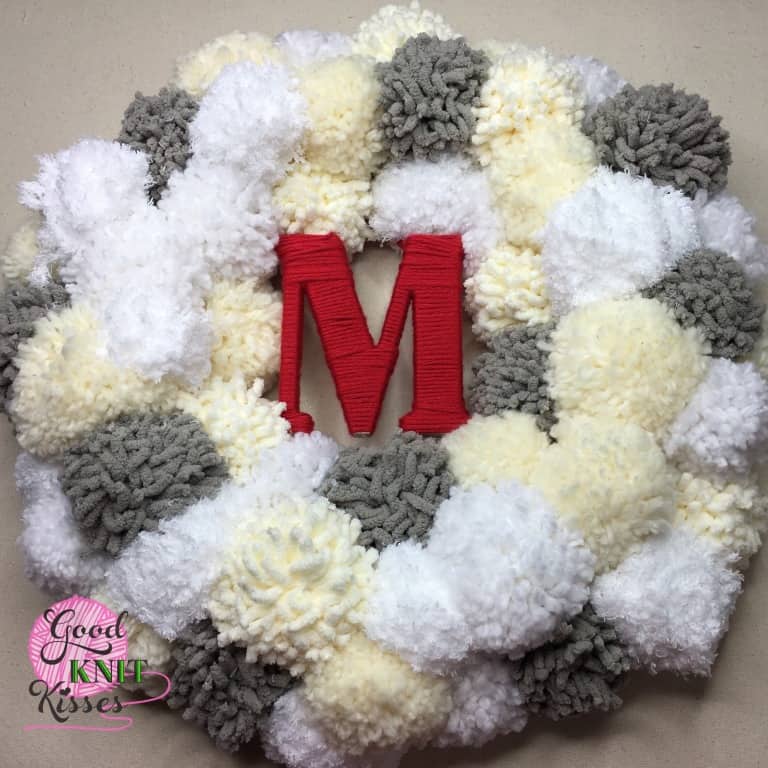 Winter PomPom Wreath | Yarnspirations