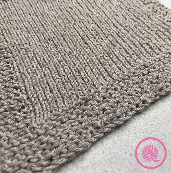 Dishcloth with garter stitch border