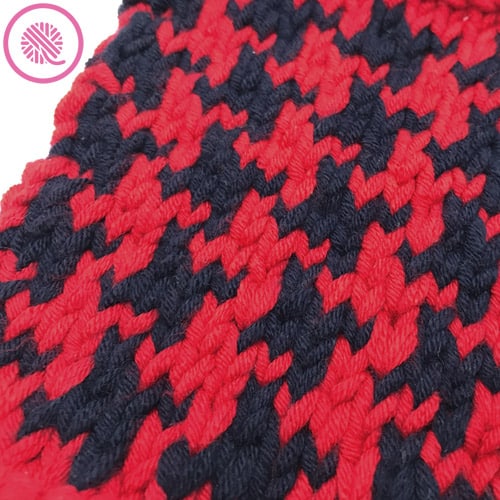 knit houndstooth in red and navy closeup