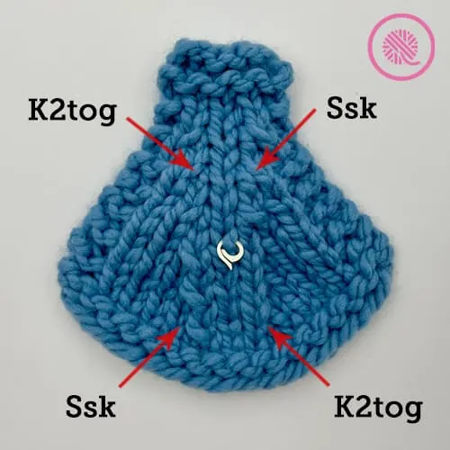 decreases for beginner knitters compare ssk and k2tog decrease along center of knit project