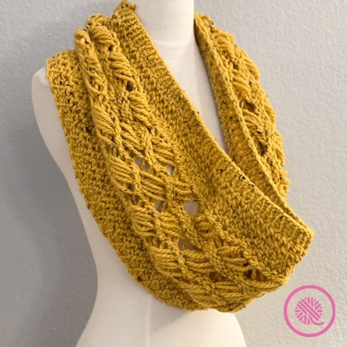 chunky loom knit retreat cowl in size large