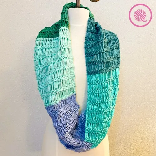 garter drop infinity scarf using the garter drop stitch pattern