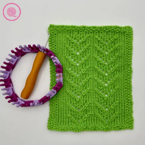 loom knit v eyelet lace square with loom