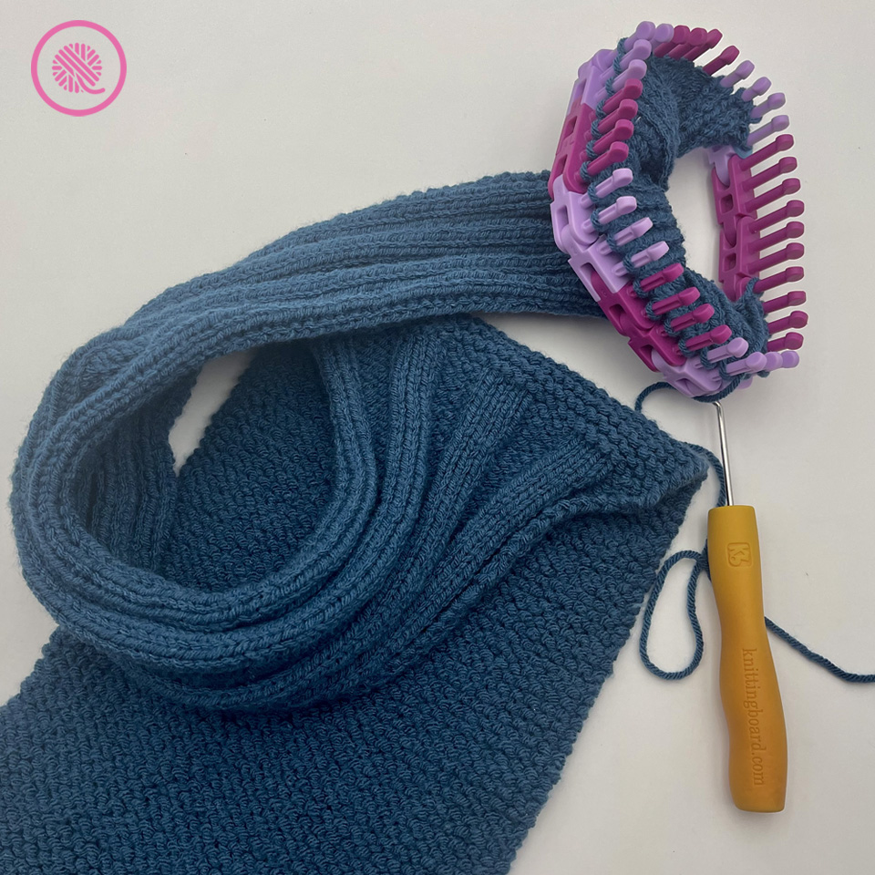 How to Loom Knit: Linen Scarf (Free Pattern) - GoodKnit Kisses