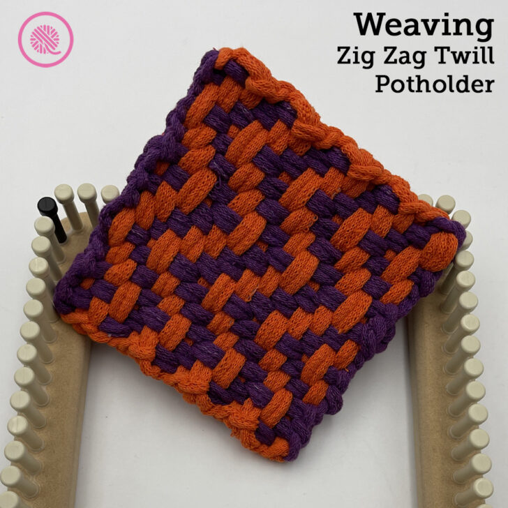 How to Weave a Zig Zag Twill Potholder