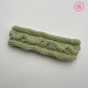 loom knit cabled headband: squiggle cable