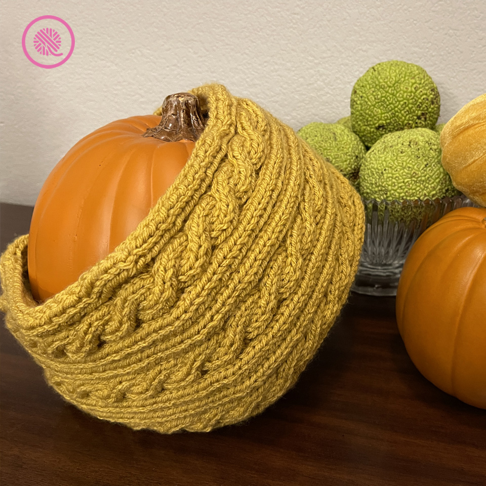 Stay Warm with the Loom Knit Rope Cable Cowl! - GoodKnit Kisses