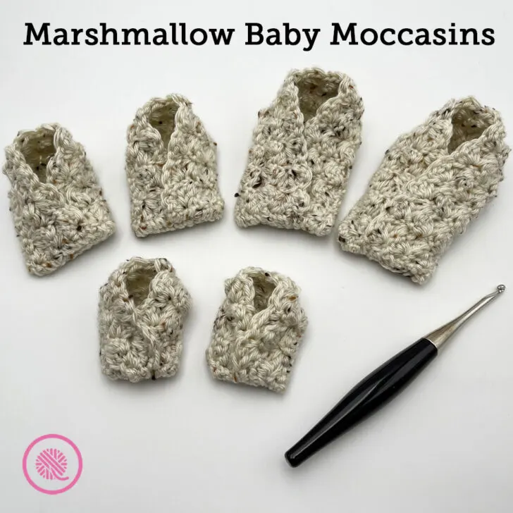 Easy Crochet Marshmallow Moccasin Baby Booties!