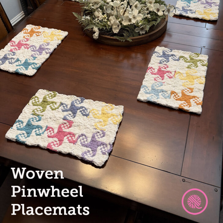 Weave the Colorful Pinwheel Placemat!